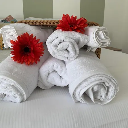 - Torre Dell'orologio Bed & Breakfast Canosa di Puglia