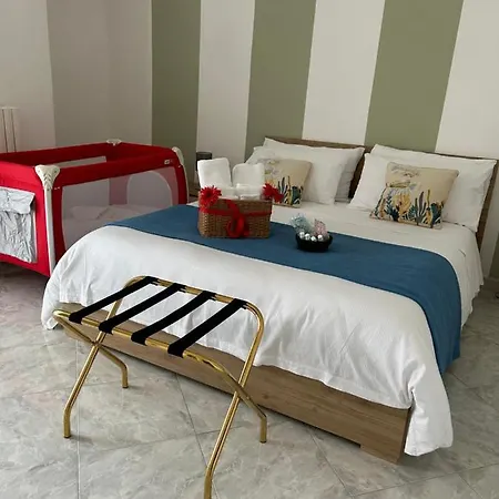 - Torre Dell'orologio Bed & Breakfast